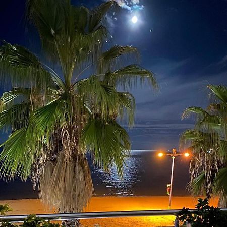 Durres Strand Direkt Am Meer Exterior photo